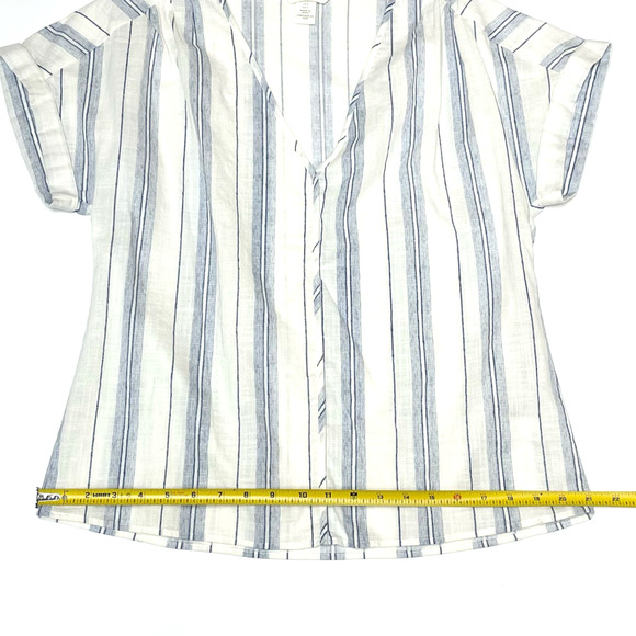 H & M  Short Sleeve V-Neck Cotton Blouse Blue/Cream Size Small - Picture 9 of 9